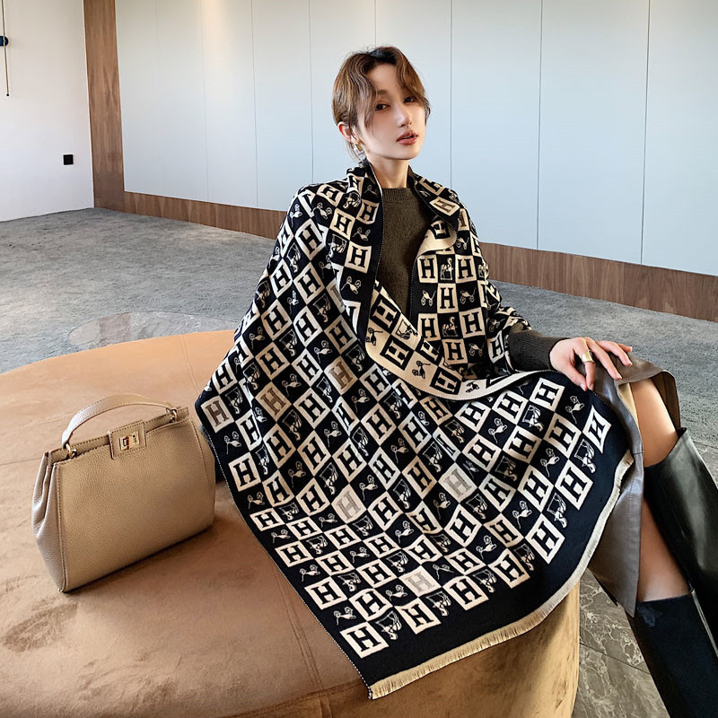 仿羊绒围巾围脖女冬季百搭韩版2020流行新款加厚保暖两用披肩外搭