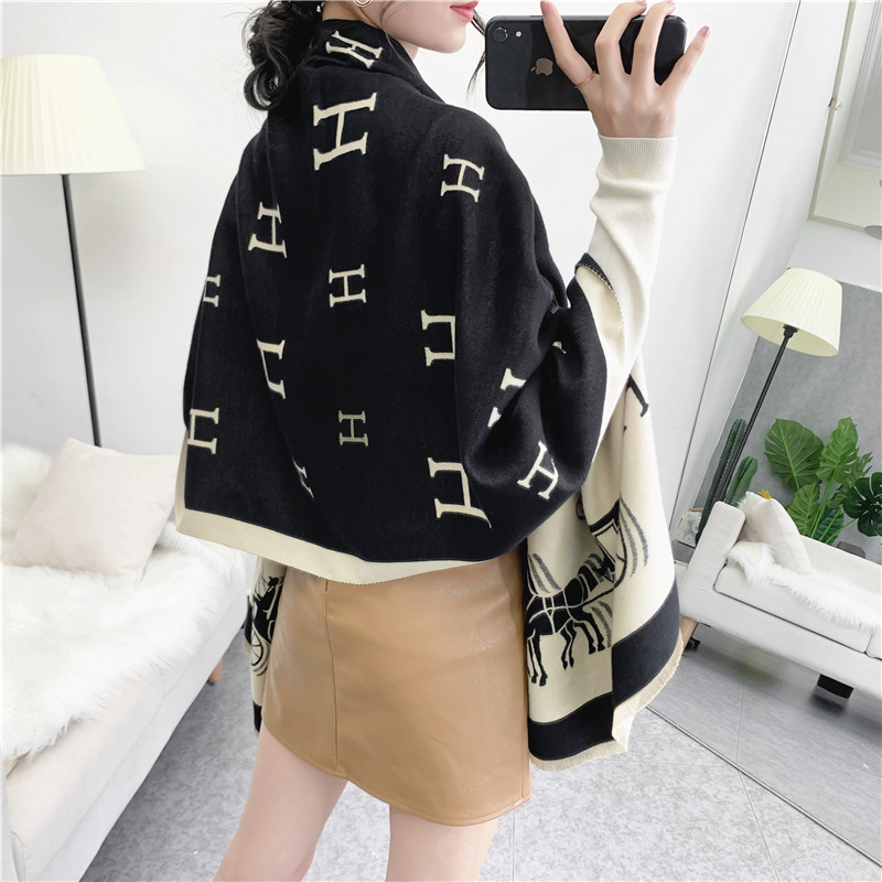 New fringed scarves from Japan and South Korea for women, extended and warm large-sized shawls, winter letter carriage scarves, one-piece consignment Specification image