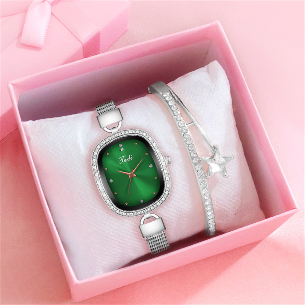 A cross-border platform is selling a set of small, simple and exquisite diamond-encrusted oval silver mesh strap watch bracelets for women details Picture