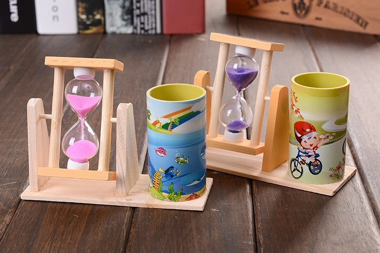Colorful rotating hourglass pen holders with cartoon patterns of flowing sand and wooden hourglass ornaments are selling well as student festival birthday gifts details Picture