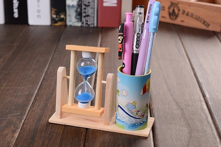 Colorful rotating hourglass pen holders with cartoon patterns of flowing sand and wooden hourglass ornaments are selling well as student festival birthday gifts Application Scenario