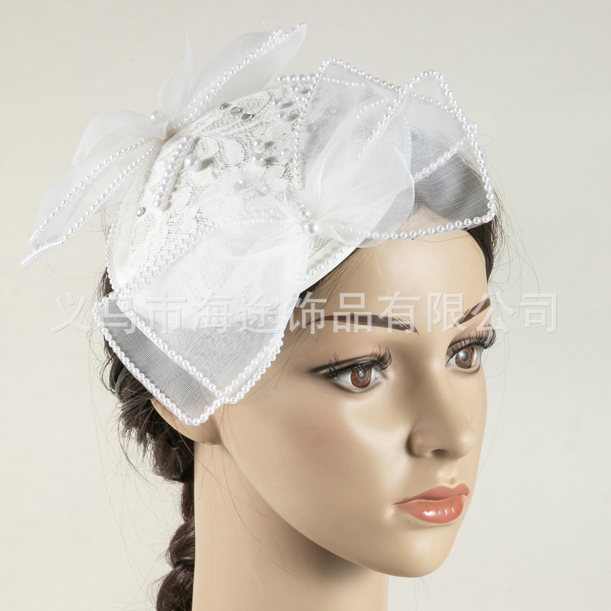 Wholesale of European and American bridal hats with double bows, pearl gauze hats, Western-style linen gauze banquet hats for women, and bridal headwear Application Scenario