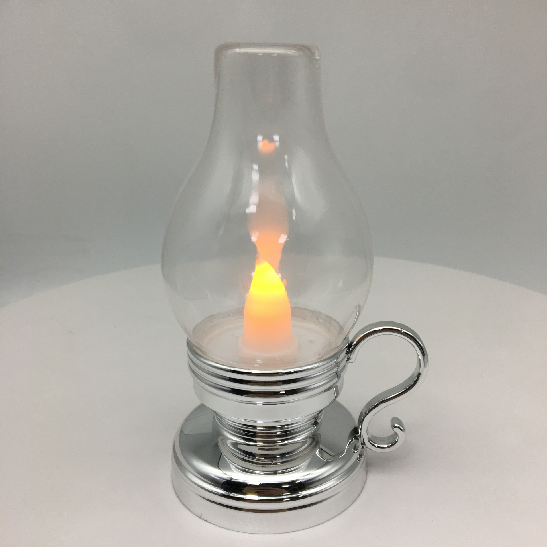 Cross-border new single-wax small oil lamps, small horse lamps, wind lamps, small festival ornaments, decorative items, furniture, window display decoration and arrangement Specification image