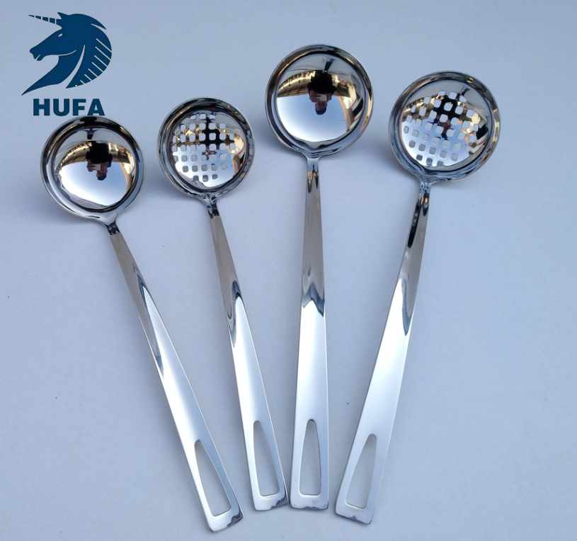 Factory wholesale stainless steel three-millimeter water droplet leaf drop non-magnetic soup shell leak, suitable for restaurant hot pot spoons and soup spoons at home
