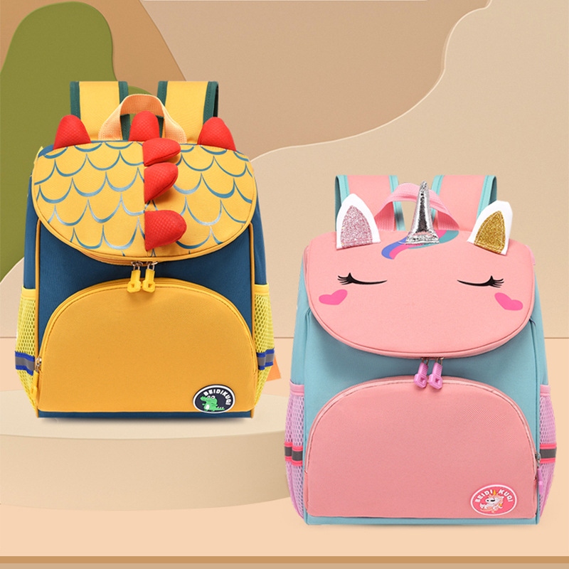 Cartoon cute dinosaur schoolbag for boys and girls in the middle and senior classes of kindergarten, 3-8 years old, backpack with chest strap full figure
