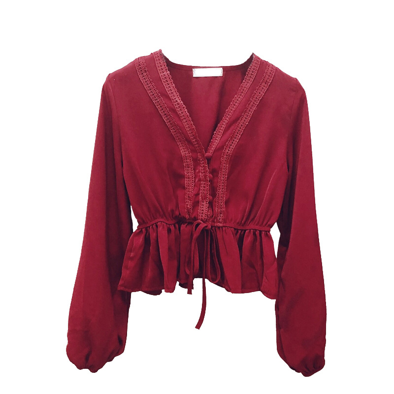 The new summer and autumn collection of the super popular Instagram fairy white lantern sleeve retro court shirt and V-neck chiffon top for women Application Scenario