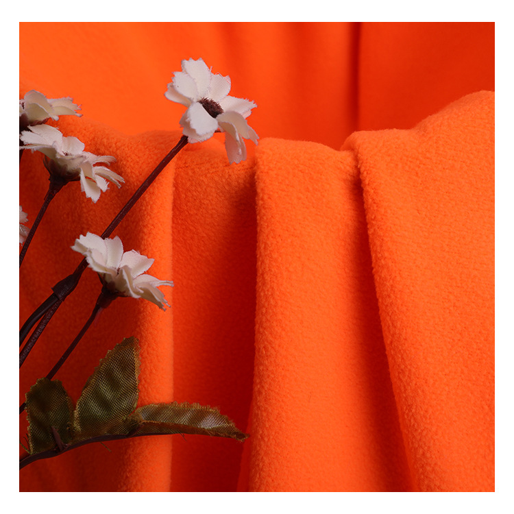 170g dyed all-polyester 100D144F single-sided polar fleece for autumn and winter clothing fabric, knitted polar fleece Application Scenario