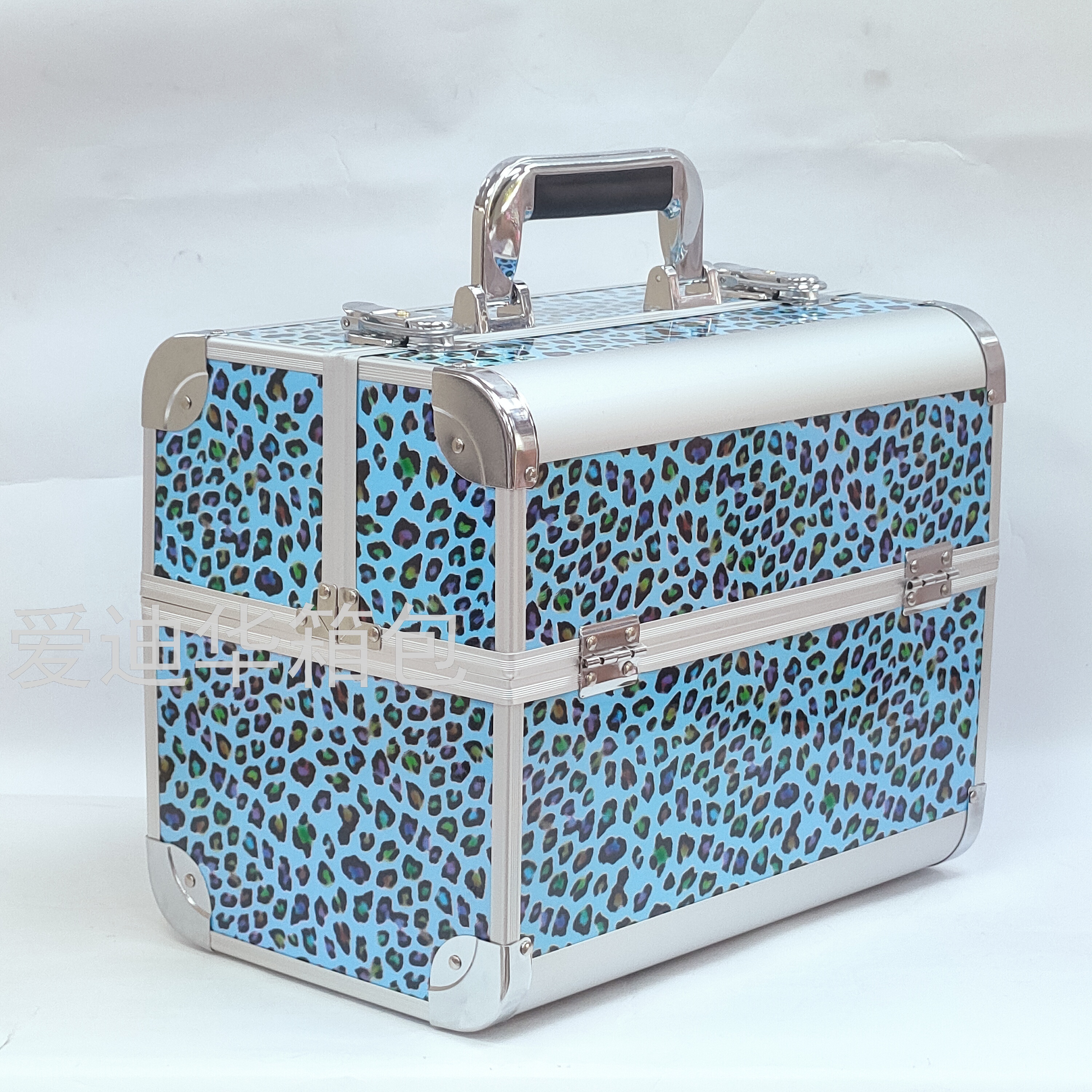 Adihua's 2021 new bestseller aluminum case with leopard print and large capacity, specially designed for makeup, nail art, tattoos and ear picking Application Scenario