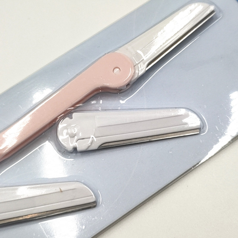 The eyebrow shaping knife set comes with a replaceable blade eyebrow shaping tool and a beautiful and elegant beauty tool details Picture