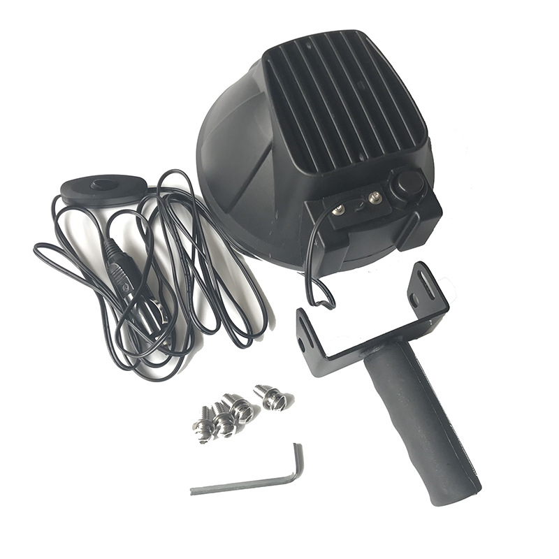 New high-lit 7 "LED hand-held searchlight Outdoor hand-held spot light Adventure night fishing cruise search light Item Picture