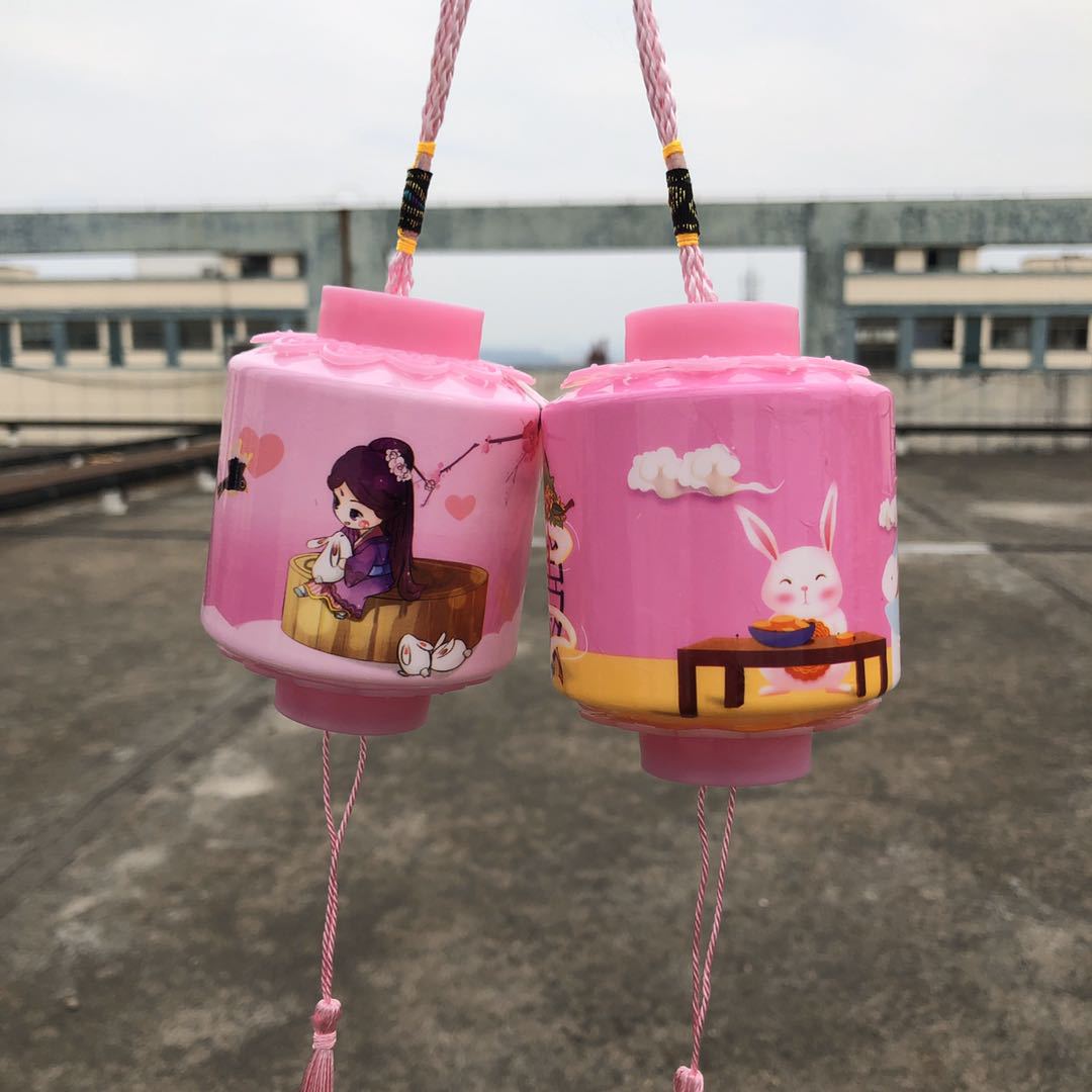 2022 New Mid-Autumn Festival hand-held lanterns, small palace lanterns, illuminated children's toys, Lantern Festival, street stall supply, factory direct sales Application Scenario