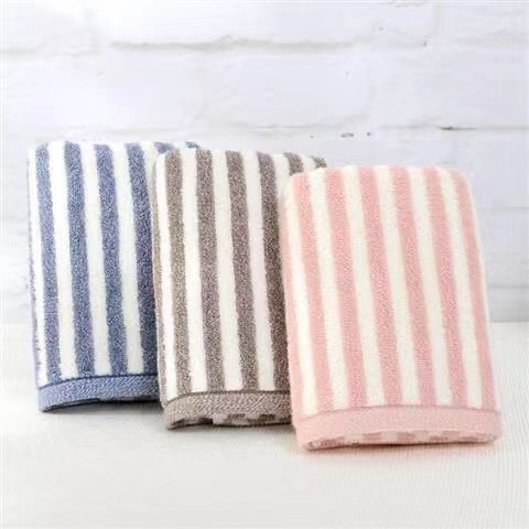 Young girl couple soft absorbent adult face wash with student patch stripe soft absorbent large towel
