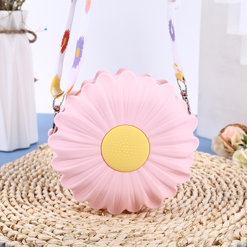 Sunflower coin purse, trendy kids crossbody new children's single-shoulder bag, silicone small bags for boys and girls, Korean version Item Picture