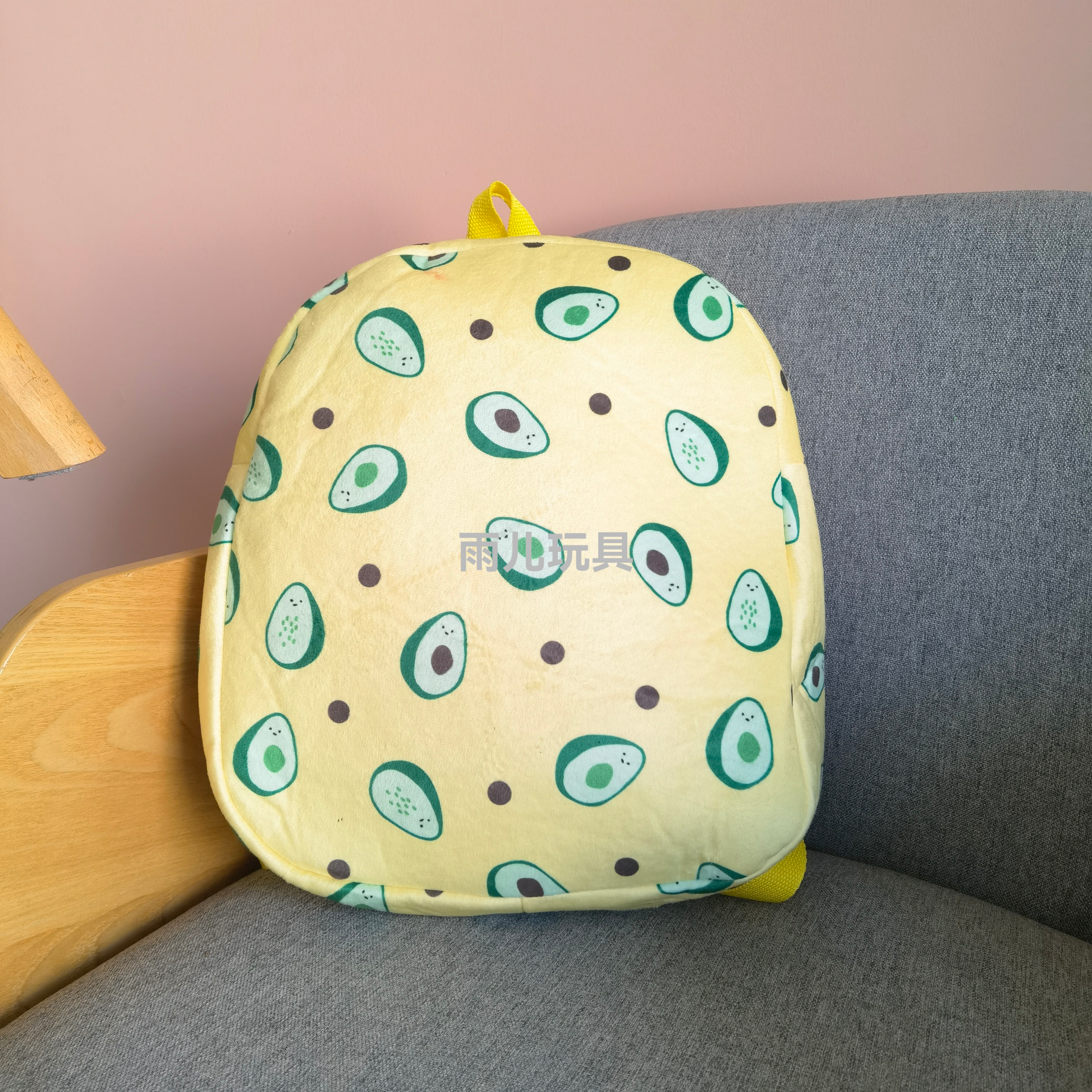 The new cross-border cactus print backpacks for men and women are fashionable and trendy in Europe and America. They are lightweight for kindergarten children and students Application Scenario