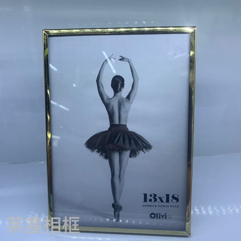 Small flat, fine-edged golden stainless steel glass with velvet backplate photo display, home decoration gift, metal photo frame Specification image