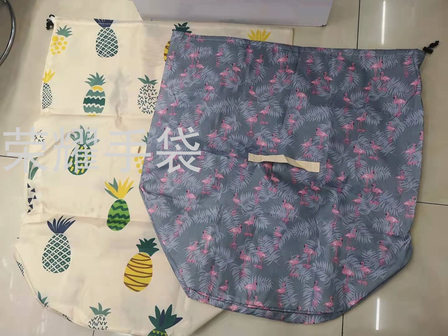 雨披/包装袋白底实物图