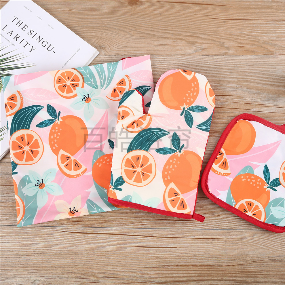 Kitchen Baking Supplies Printed Microwave Oven Heat Insulation Gloves Bowl Plate Heat Insulation Mat Set thumbnail