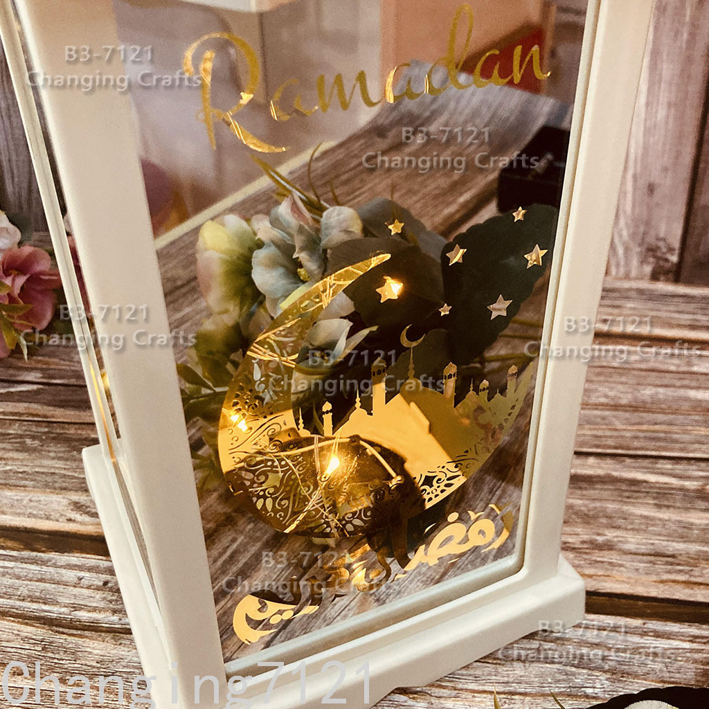 The plastic antique kerosene flame wind lamp for ramadan and the electronic candlelight for Christmas in Eid al-Adha Application Scenario