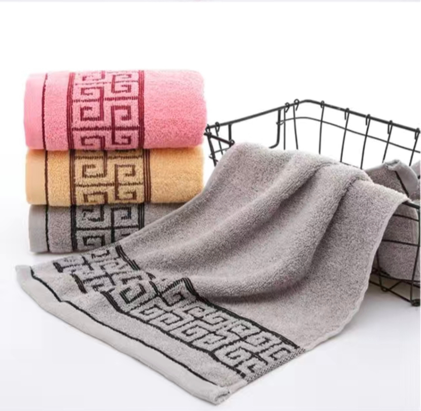 Backword check toalla de algodón para adultos ducha facial toalla grande pareja toalla de mano para uso doméstico suave y absorbente Application Scenario