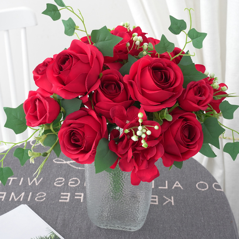 New product simulation 7-fork Bulgarian rose bouquet, wedding indoor dining room decoration and arrangement, silk flower cross-border Application Scenario