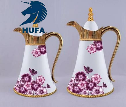 Dalebrook enamel Arabian Middle Eastern wine flask, thermos flask, red teapot, Flask coffee utensils