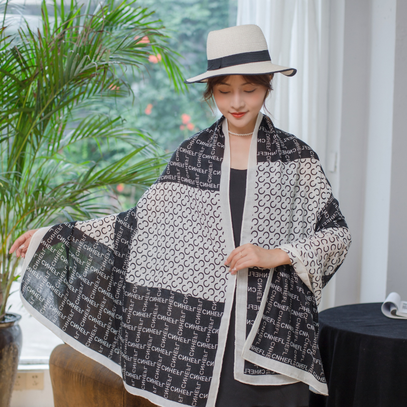 New long cotton and linen letter printed scarf for women's warmth, a silk scarf shawl for export in stock Application Scenario