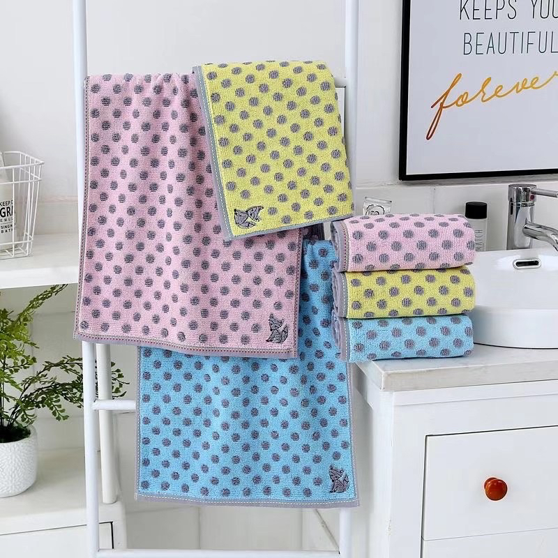 Pure cotton absorbent and non-shedding towel, face towel for adults, household wholesale, thickened cartoon dot fox