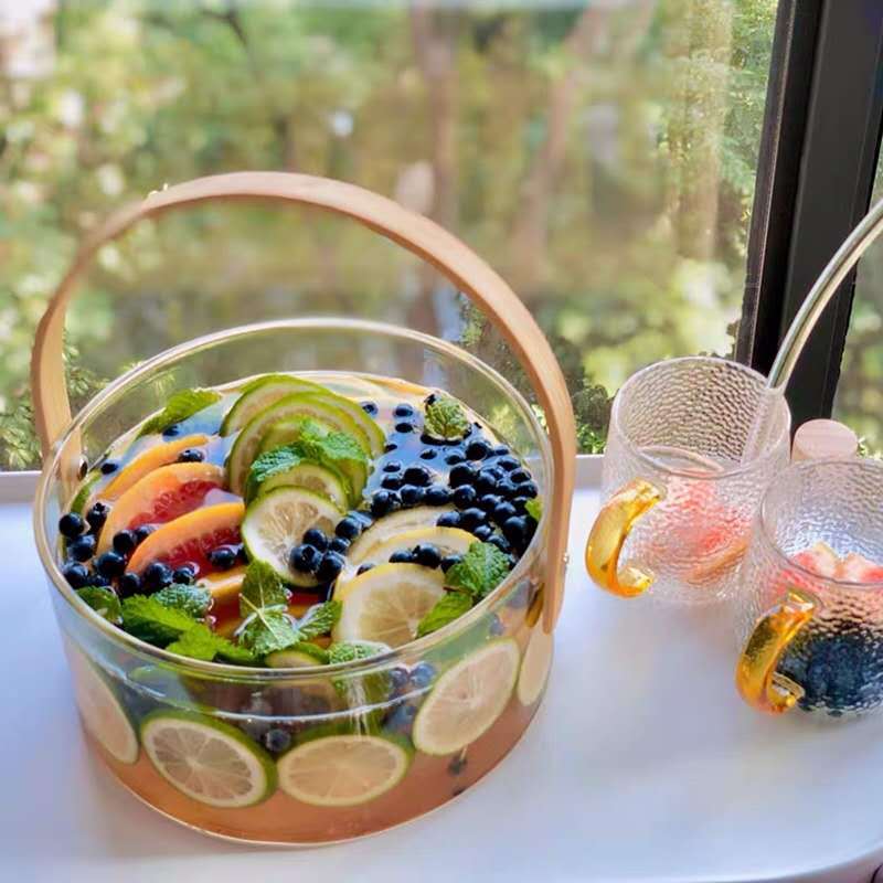 Nordic High Borosilicate Glass Hand Basket Fruit Tea Basket Salad Bowl Snack Tray Beer Bucket Net Celebrity Shot Fruit Basket Application Scenario