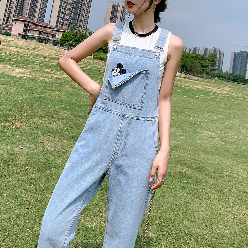 Autumn denim overalls for women, Korean style, loose and versatile, slimming, large-sized, chubby girls, straight-leg halter wide-leg 9-inch pants Application Scenario