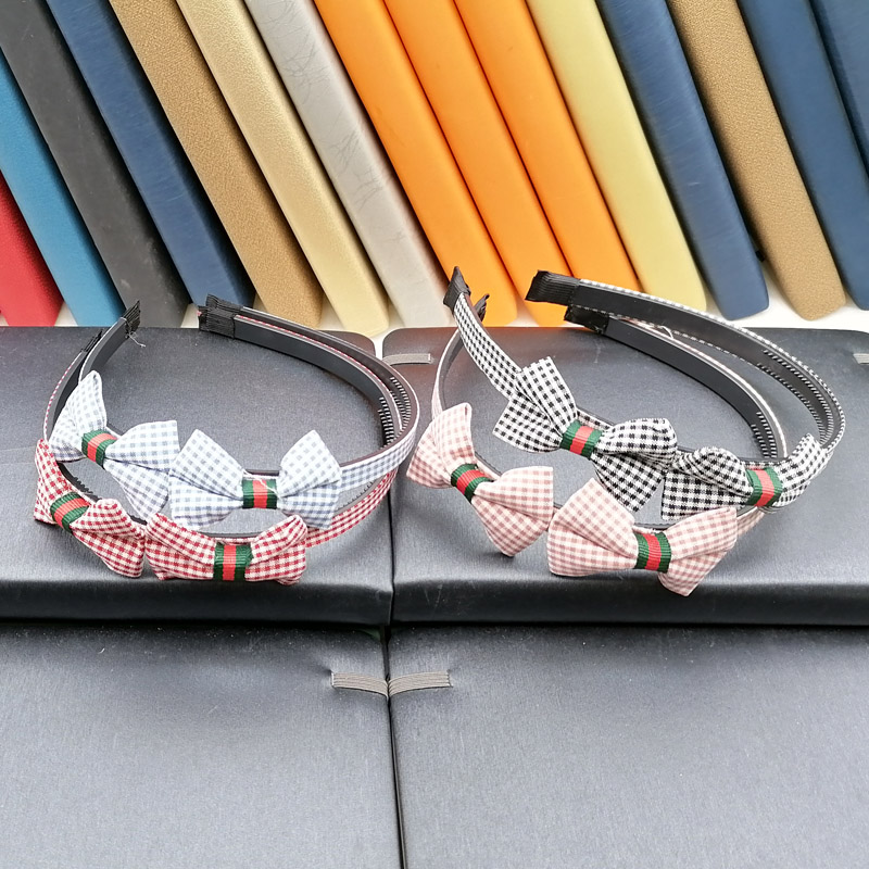 A1027 Double bow tie, headband, hairband, hairpin, hair clip, hair accessory, headwear, two-yuan store Application Scenario