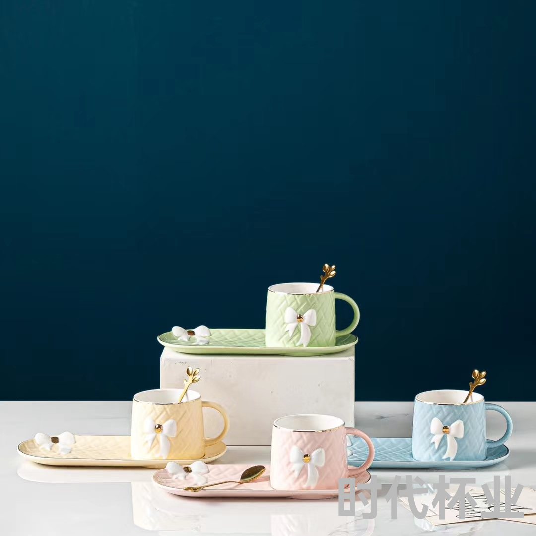 少女心蝴蝶结咖啡杯陶瓷底树叶金勺