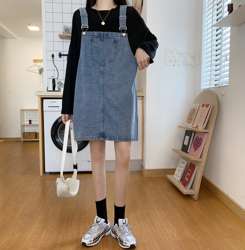 Spring Korean-style denim strappy dress for women, a new fashion, loose, student-friendly, versatile and simple women's dress trend on Instagram Application Scenario