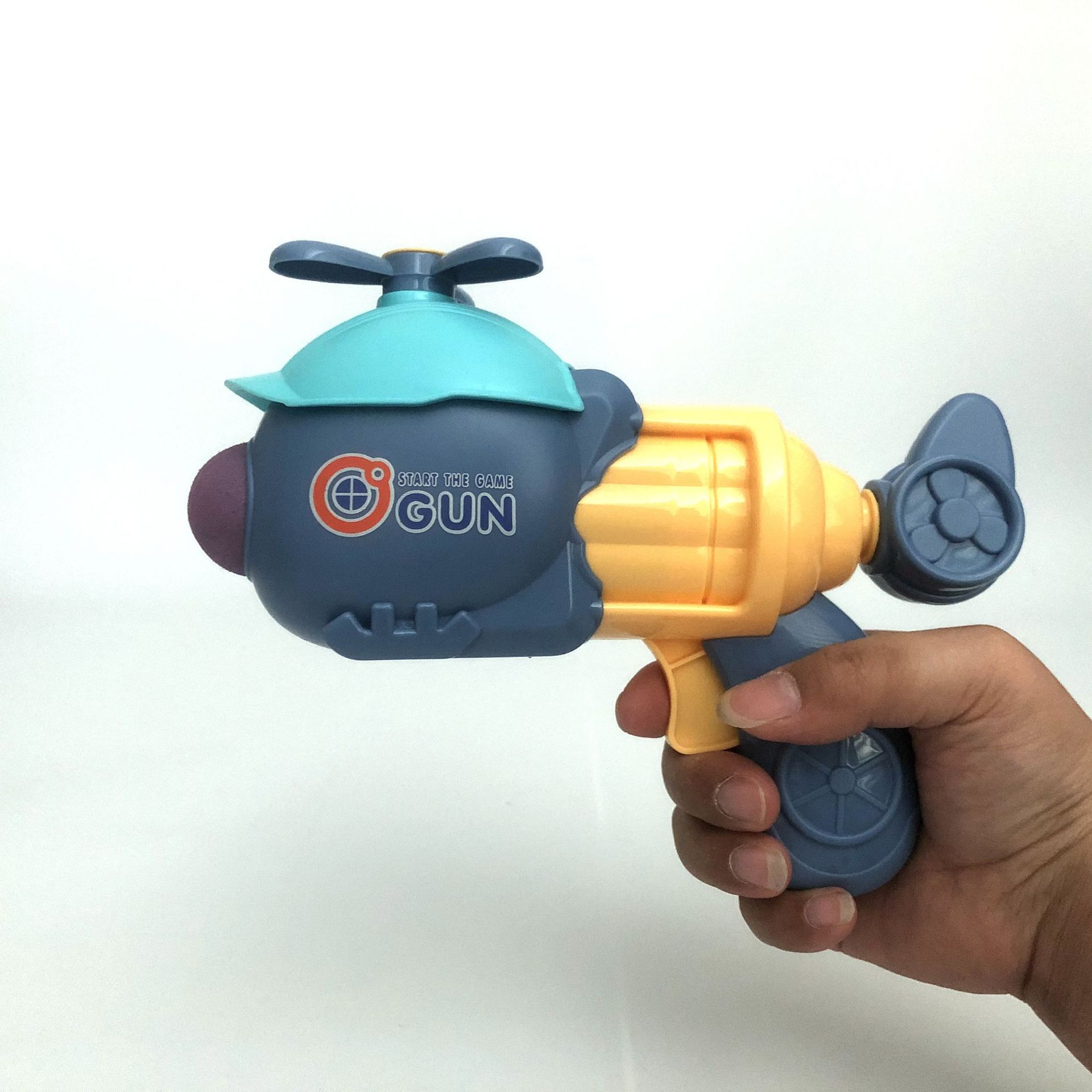 Children's indoor and outdoor soft projectile toys, fighting and teasing projectile toys, competitive projectile games, toy guns Application Scenario