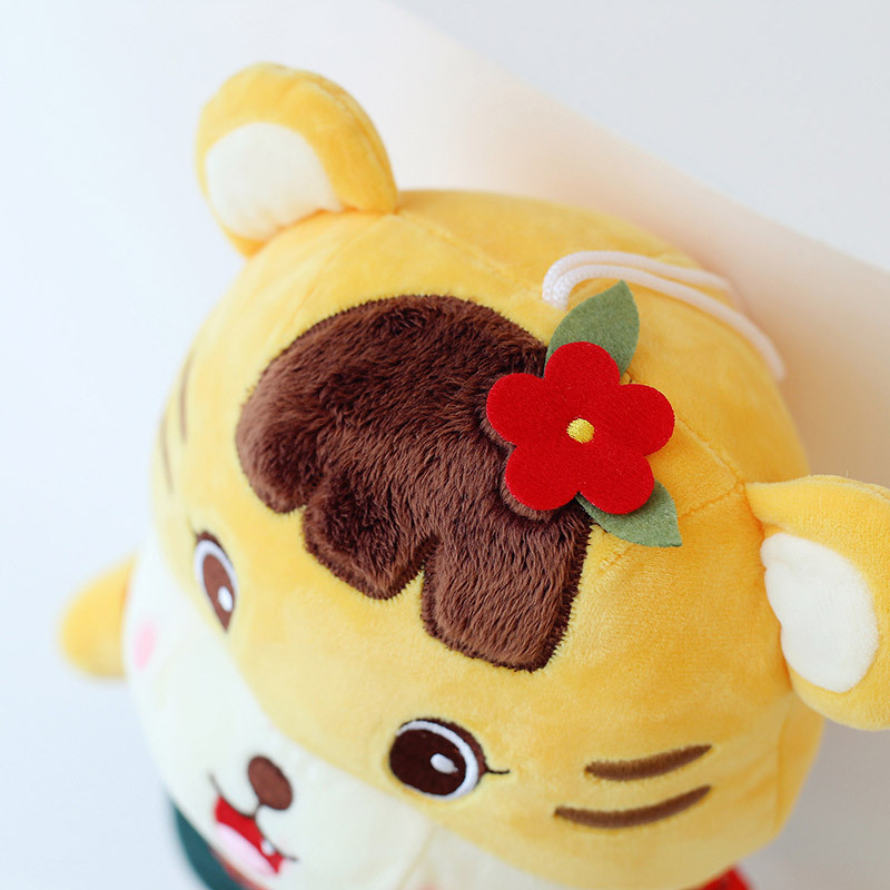 New mascot: Tiger, Tiger Girl, Tiger Baby, plush toys, throw pillows, plush toys, dolls, company gifts Application Scenario
