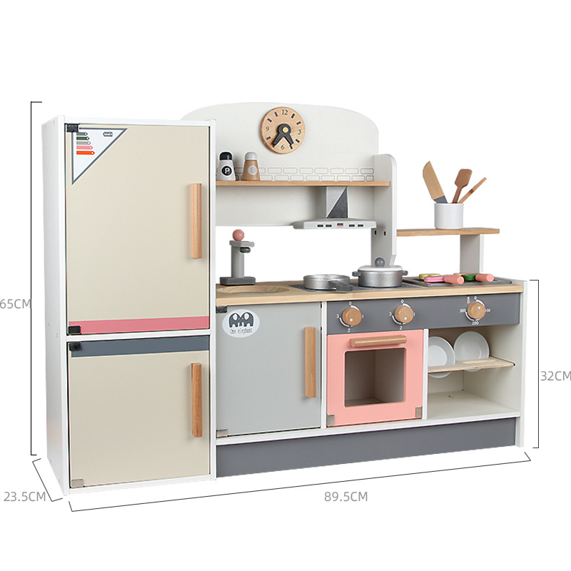 New wooden refrigerator kitchen F children play house, imitate cooking, baby kitchenware, parent-child interactive and educational toys Application Scenario