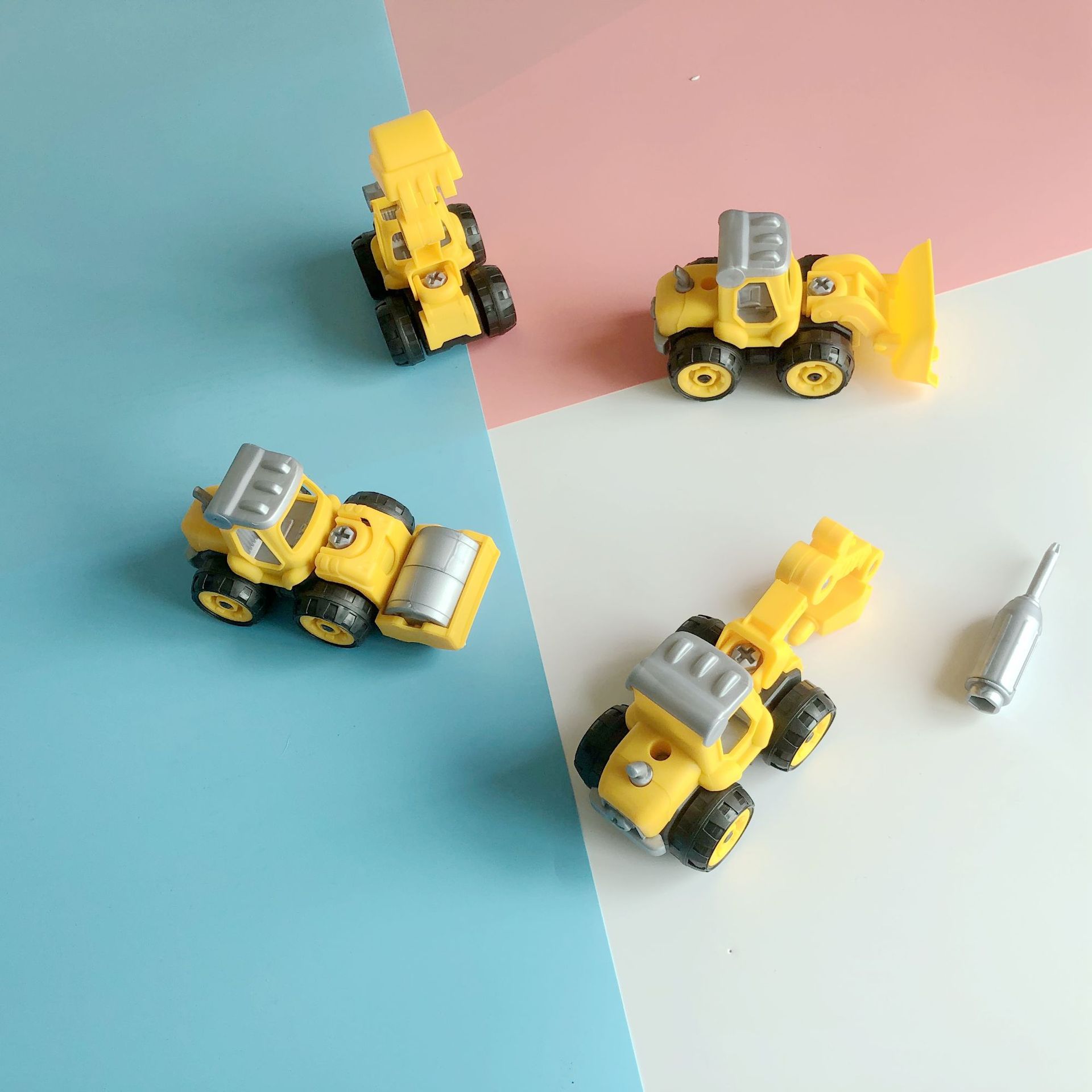 Children's disassemblable toy engineering vehicle package, disassemblable and screw-tightening toy vehicle wholesale, street stall toy supply Specification drawing