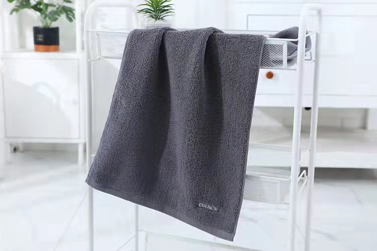 Towels are pure cotton, soft, non-shedding and thickened bath towels for boys and girls and children
