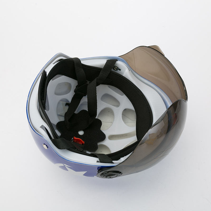 Summer sun protection Harley electric bike helmets for men and women, sturdy, wear-resistant and wind-resistant helmets, direct supply from the manufacturer. Electric bike helmets Application Scenario
