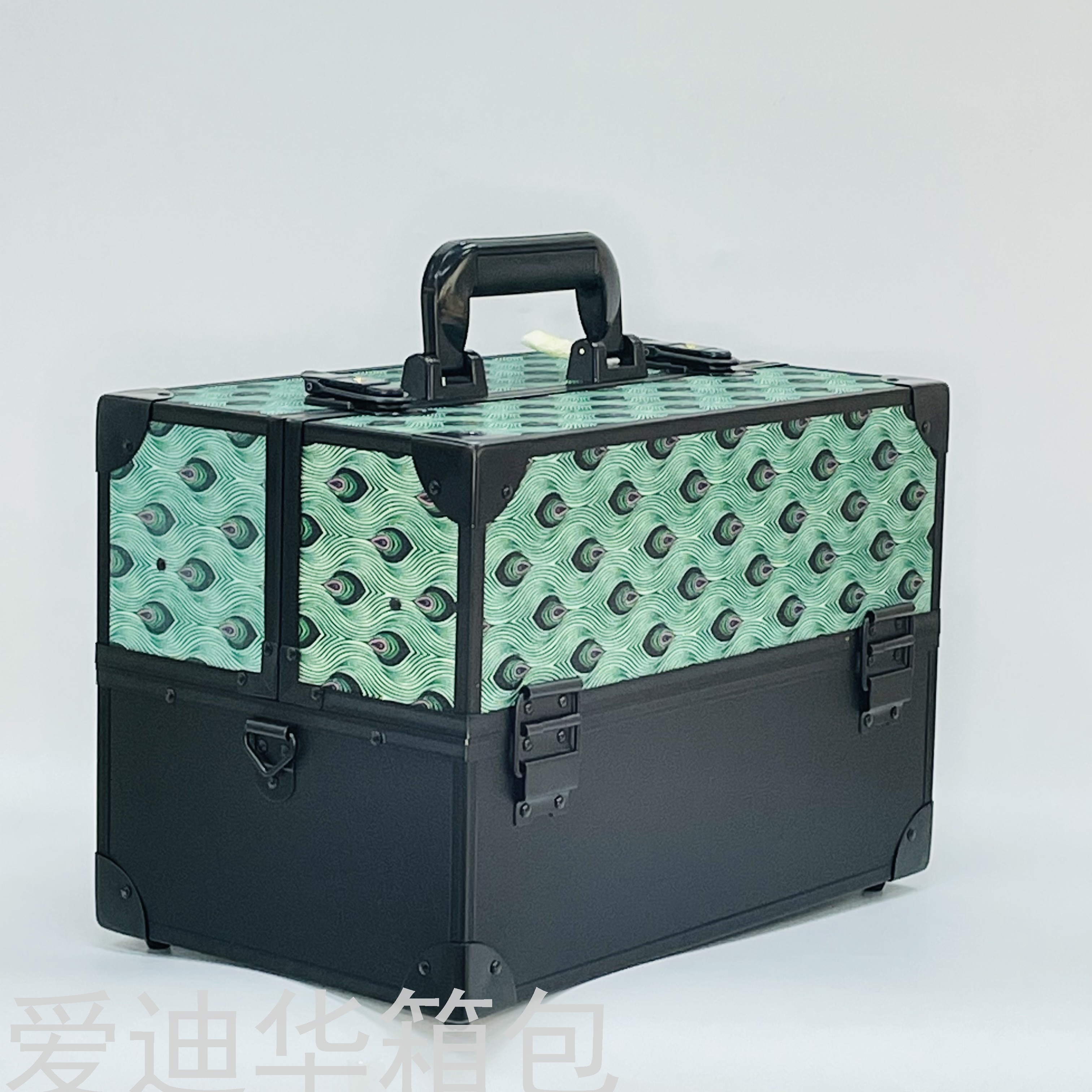 化妆箱实物图