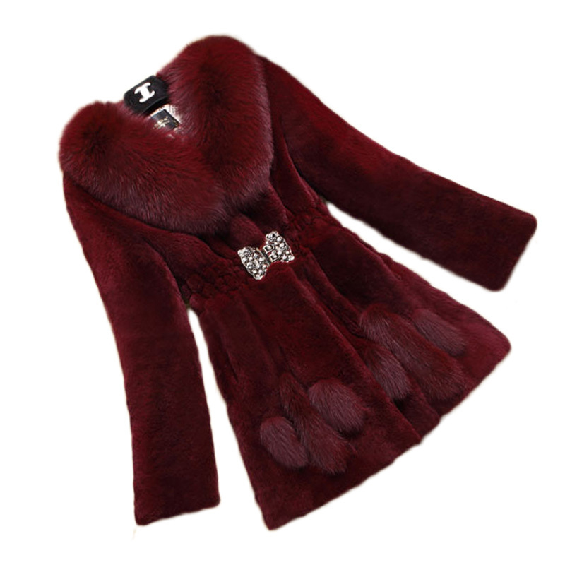 New style of faux rabbit fur coat for middle-aged and elderly people. Women's mid-length fox fur collar, large size, thickened, mom's wear wholesale details Picture