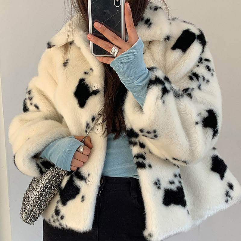Winter Korean-style cotton fur coat for women, black and white cow print loose and casual, mink fur fleece coat for women, thickened