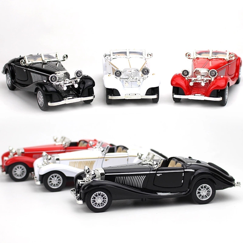 Cross-border foreign trade 1:28 alloy vintage car, retro 500K car model, static collection gift, cake ornament h Application Scenario