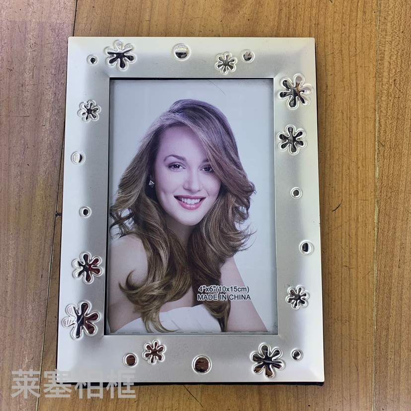 Metal glass creative ornaments, photos, home decoration gifts, handicrafts, photo frames Specification image