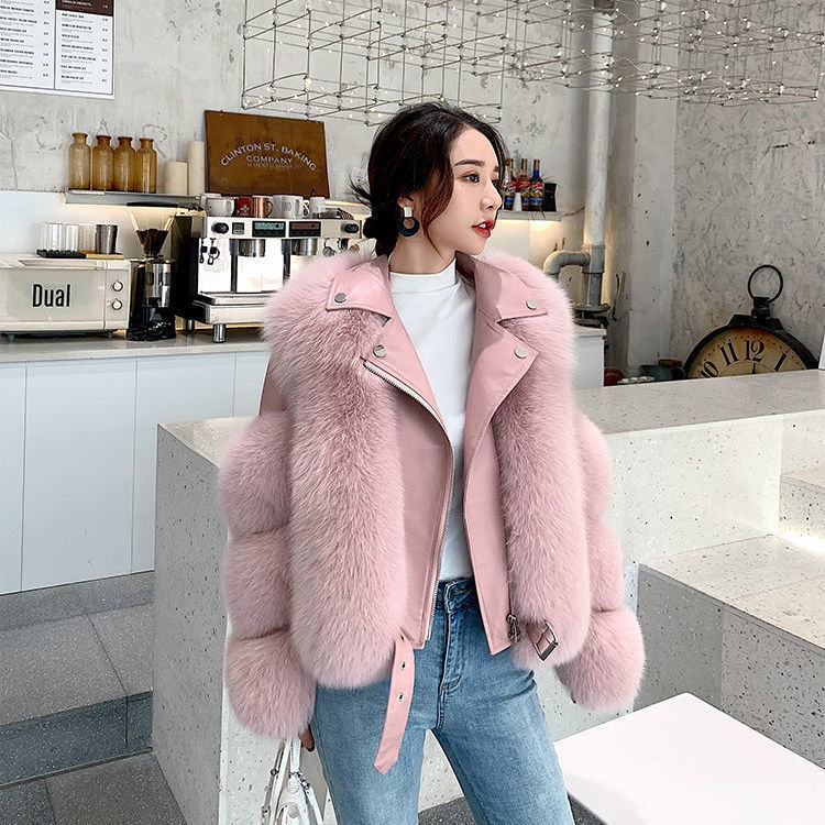 Wholesale and export of 2021 new whole leather faux fox fur coat for women's motorcycles, short and slimming fur coat