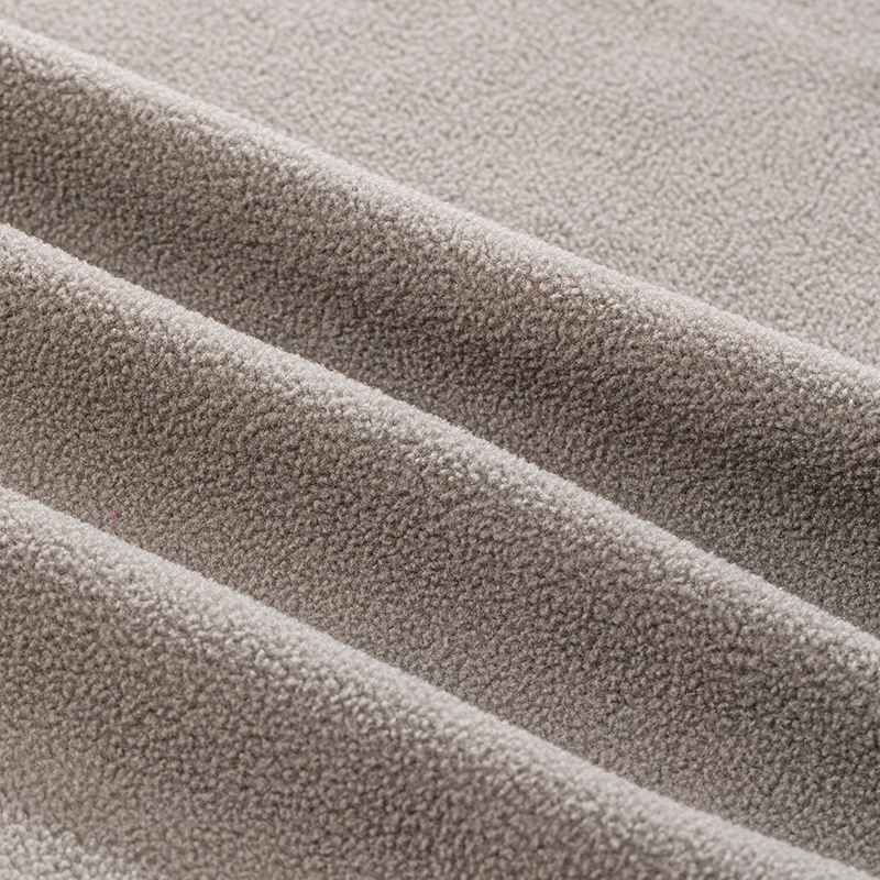32S+100D+20D special filaments are used to make soft, breathable, smooth and non-wrinkling all-polyester space cotton clothing fabric details Picture