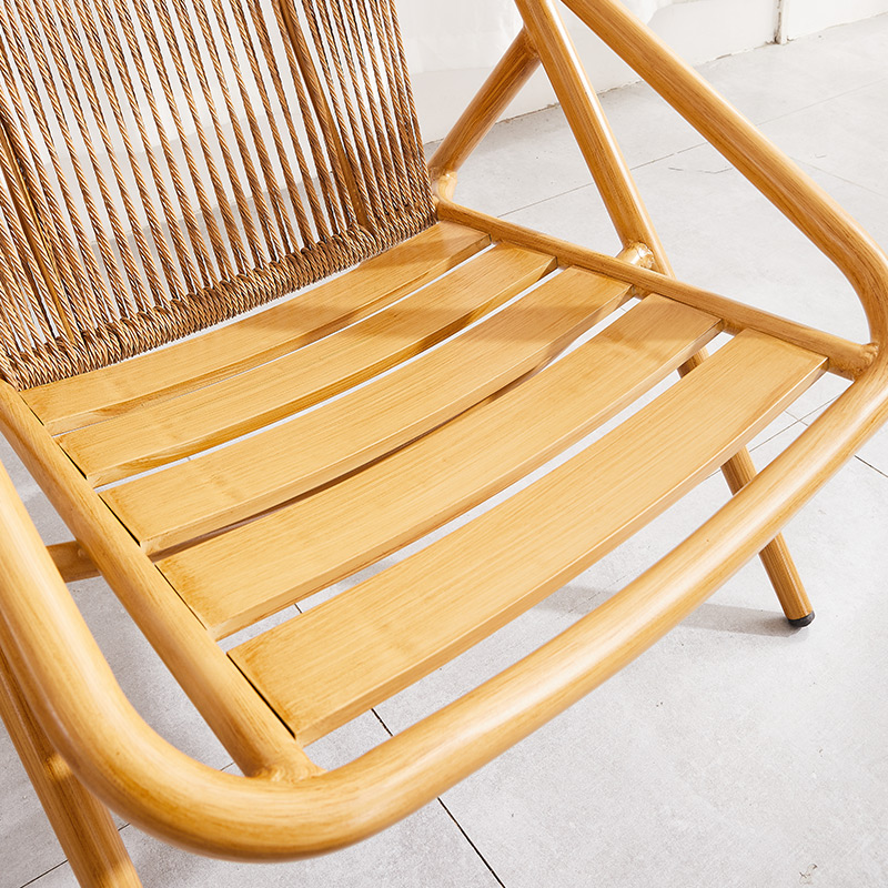 藤编桌椅实物图