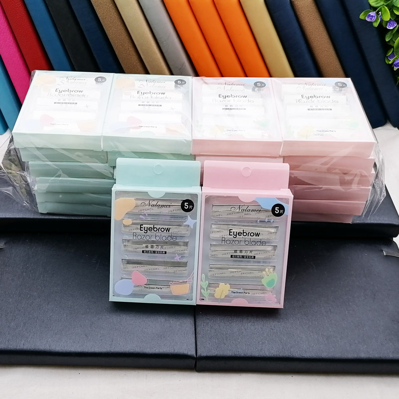 H1438 pvc box set of five eyebrow trimmers, eyebrow drawing knives, eyebrow shaving knives, eyebrow clippers, eyebrow scissors and makeup tools, 2-yuan store Item Picture