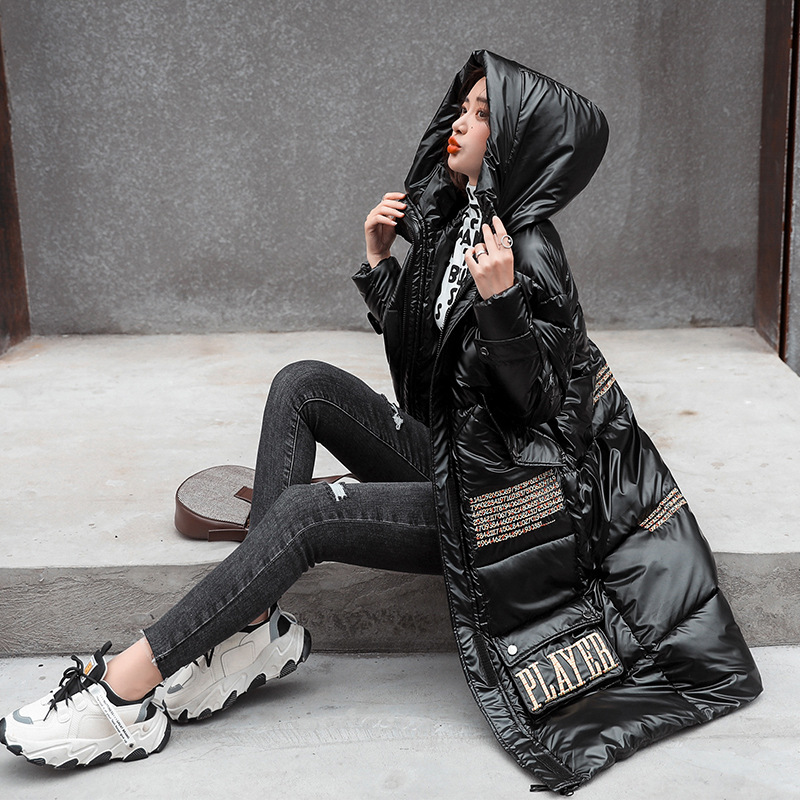 Factory direct sales of long, plus-size, loose and shiny down cotton-padded jackets for women in winter 2021, trendy