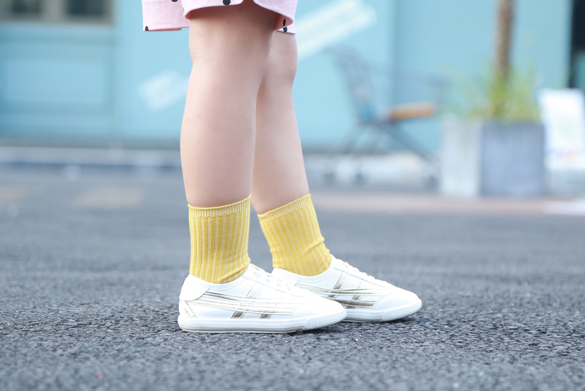 Wholesale of 2020 new Korean version autumn and winter short socks, children's solid color double-needle socks, wholesale of spring and autumn boys' and girls' socks Specification image