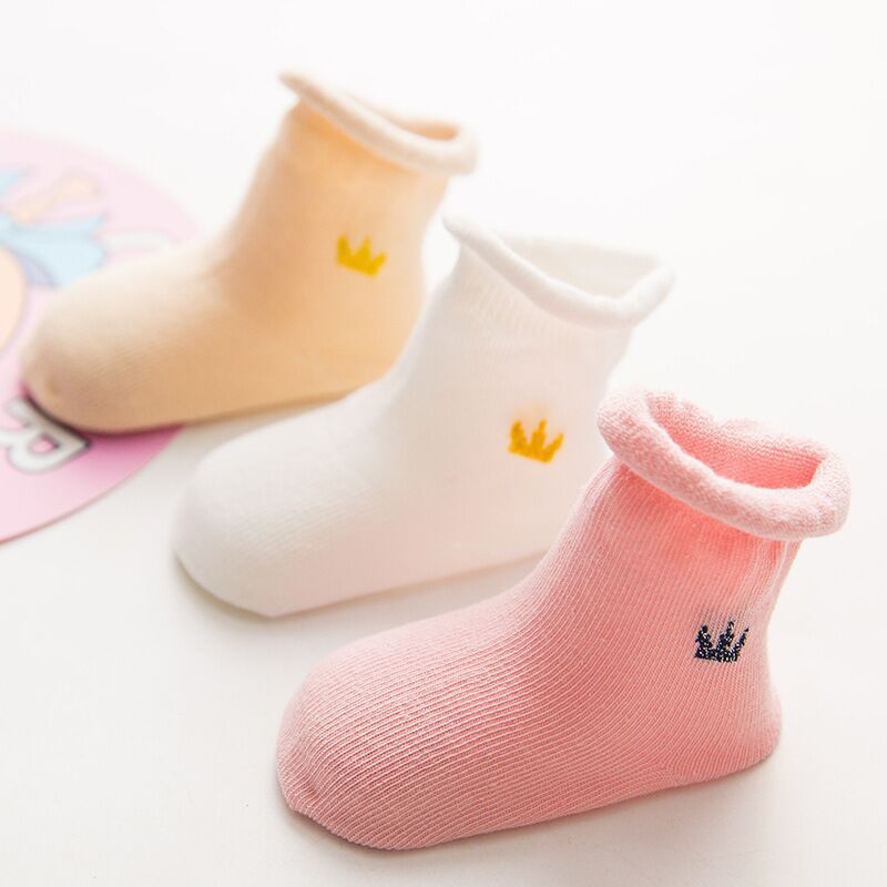 Wholesale of 2020 new children's socks, boneless sewn pure cotton mid-calf socks for boys and girls, baby loose crown socks details Picture